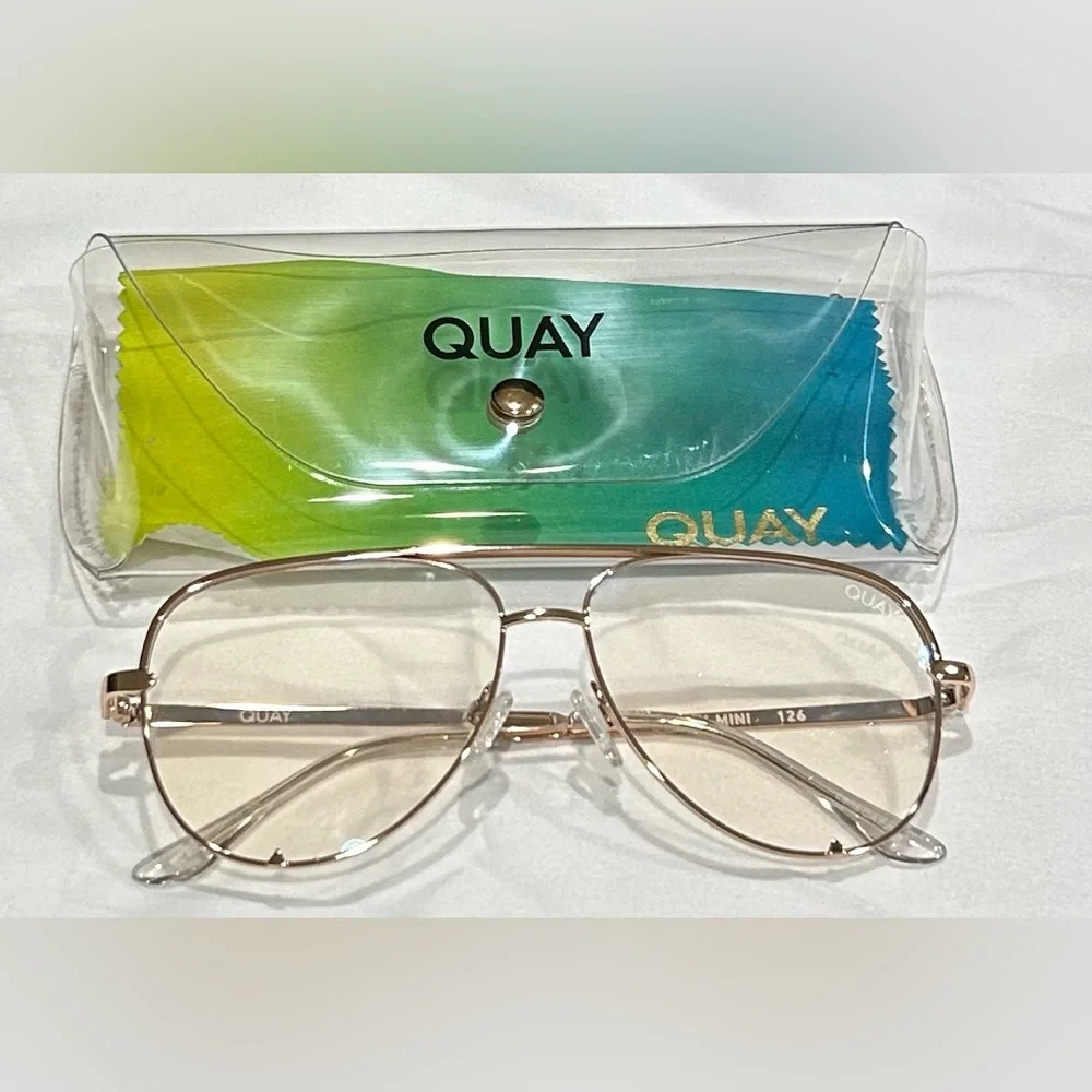 NWOT Quay High Key Mini